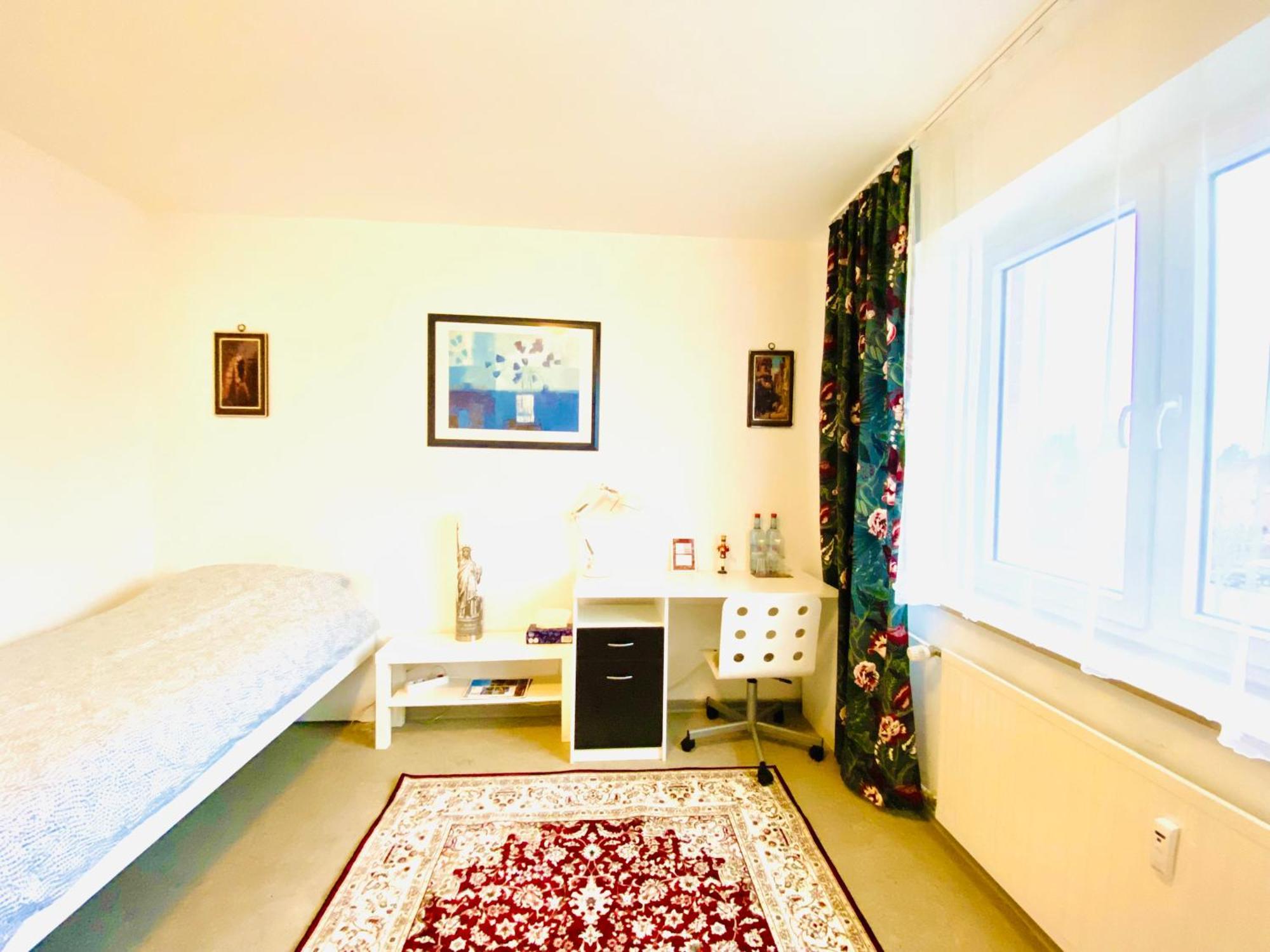 Welcome To Messe!-Two-Bedroom Apartment&Balcony Hannover Buitenkant foto